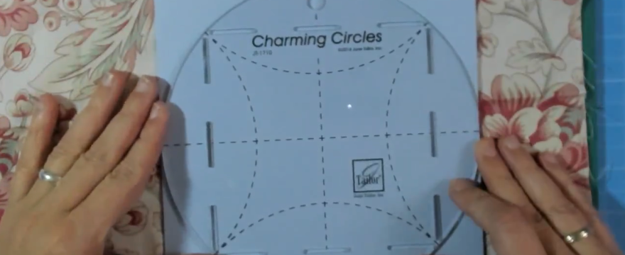 Regla de patchwork Charming Circles, de June Tailor